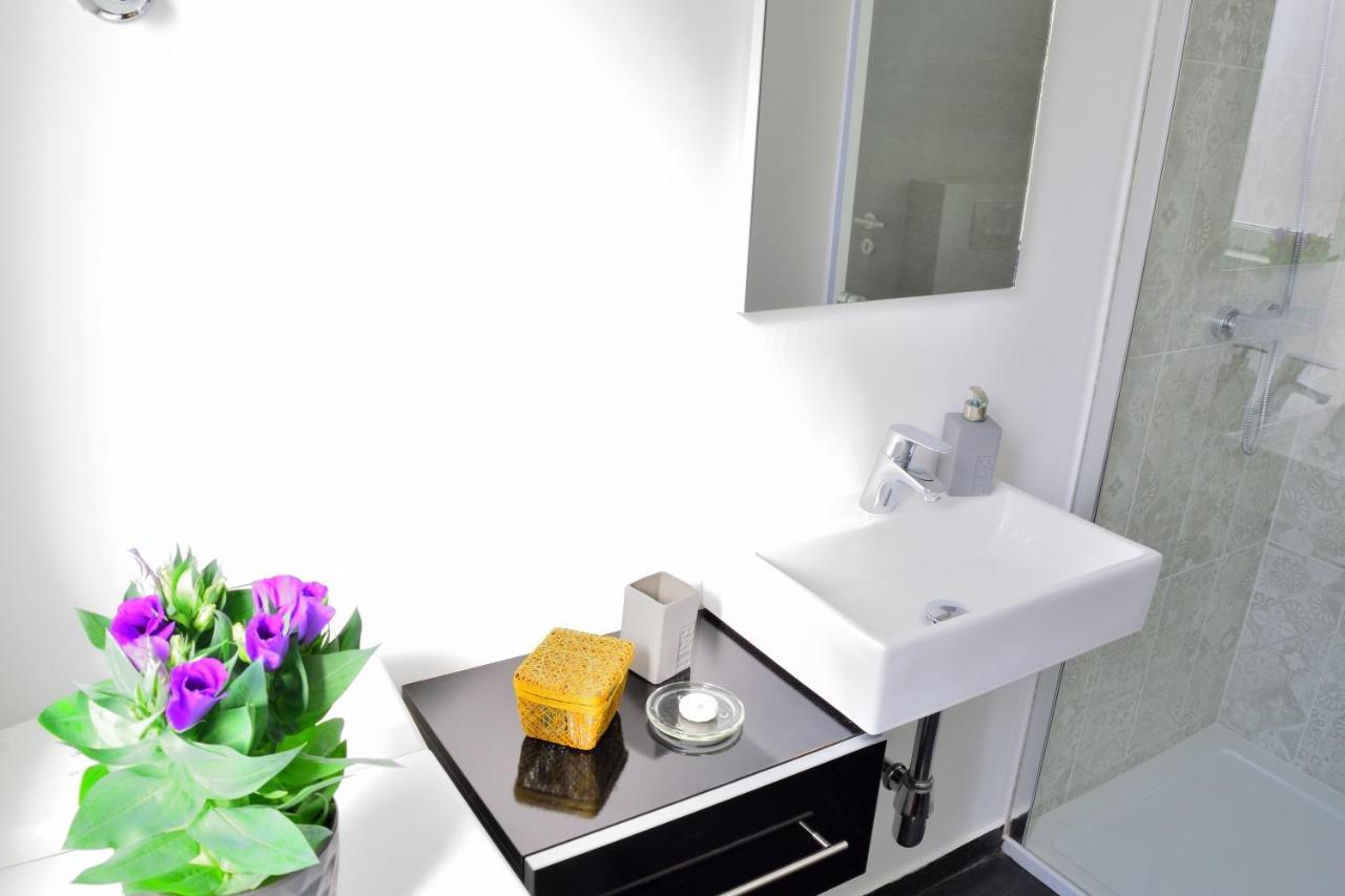 Apartment Domus Lauri Umag Bagian luar foto